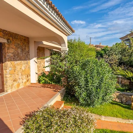 Aparthotel Iss Travel, L'uddastru Panoramic - With Private Outdoor Terrace