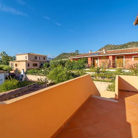 Appart hôtel Iss Travel, L'uddastru Panoramic - With Private Outdoor Terrace San Teodoro (Sardinia)